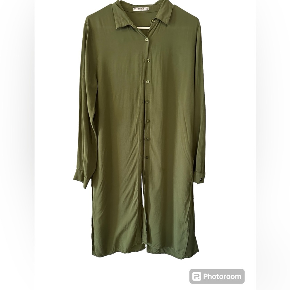 Fall Pull & Bear Dress/Top. Button Down Size L. Long sleeve